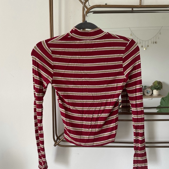 Striped long sleeve mock neck - Picture 4 of 5